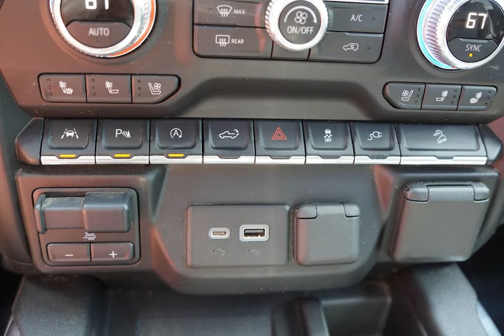 Used 2020 Onyx Black GMC AT4 image 34