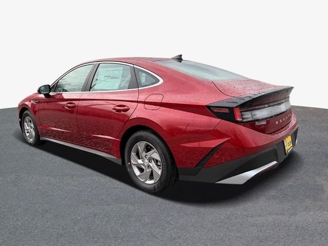 Used 2026 Red Hyundai SE image 2