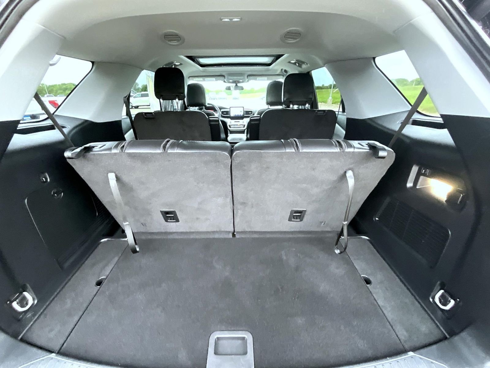Used 2023 Black Ford XLT image 25