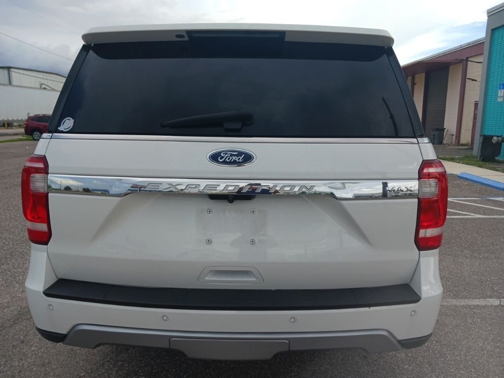 Used 2019 White Ford XLT image 4