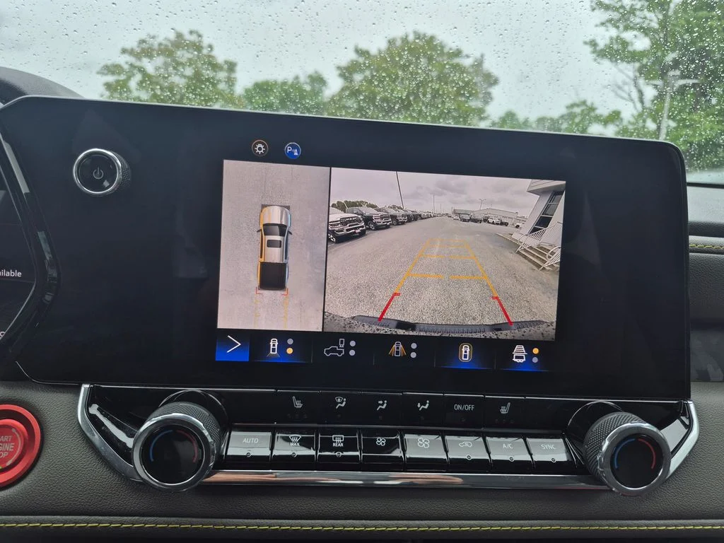 Used 2024 Black Chevrolet ZR2 image 21