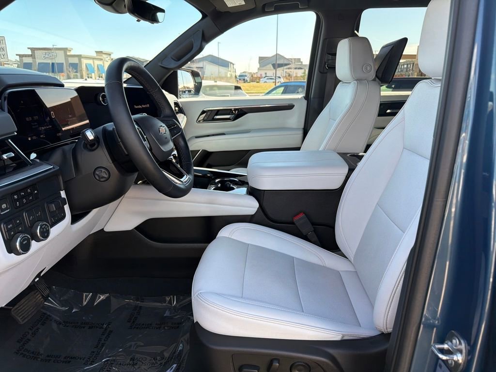 2025 Chevrolet Tahoe Premier - Photo 9