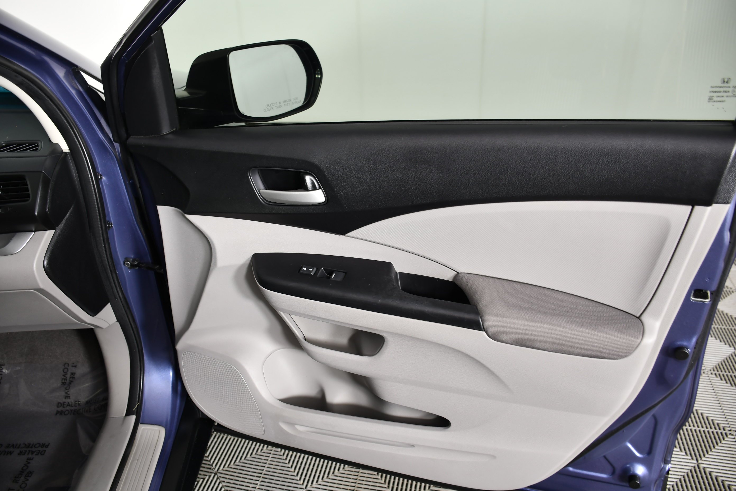 Used 2014 Twilight Blue Metallic Honda LX image 38