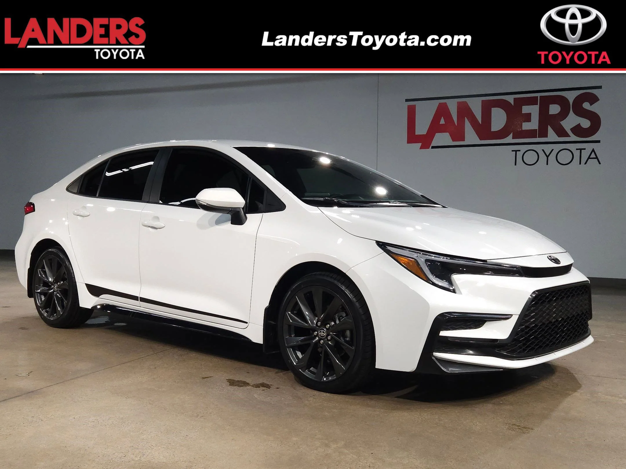 2025 Toyota Corolla SE CVT's photo