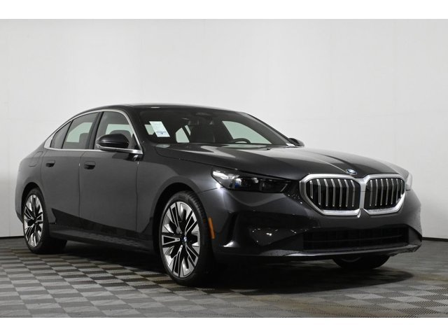 2026 BMW 5 Series 530i - Photo 9