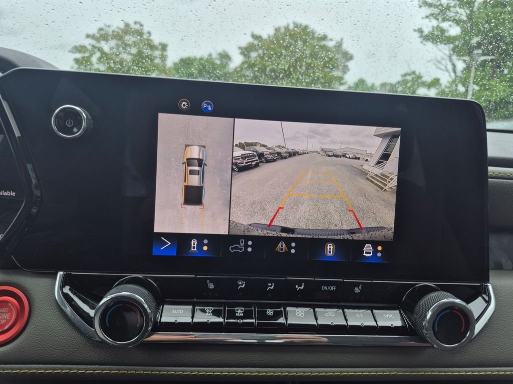 Used 2024 Black Chevrolet ZR2 image 21