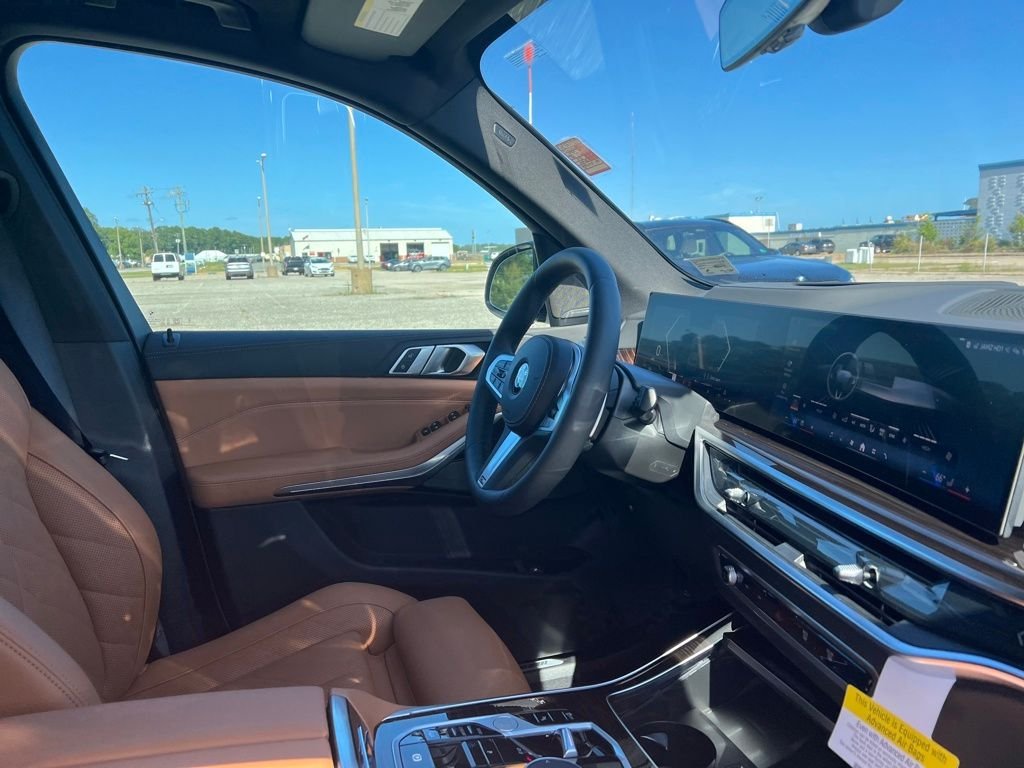 Used 2026 Gray BMW xDrive40i image 34