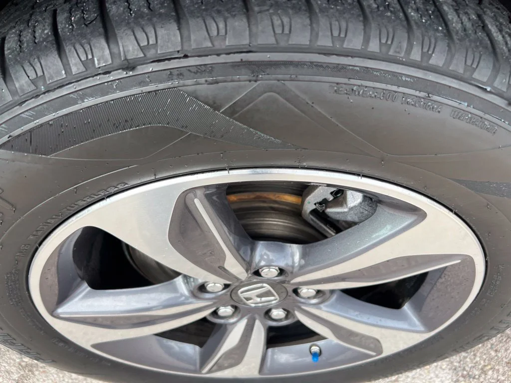 Used 2018 Forest Mist Metallic Honda Touring image 31