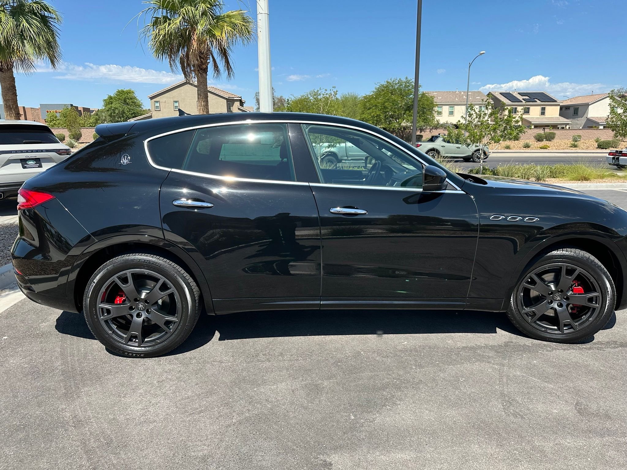 Used 2019 Nero Maserati Base image 7