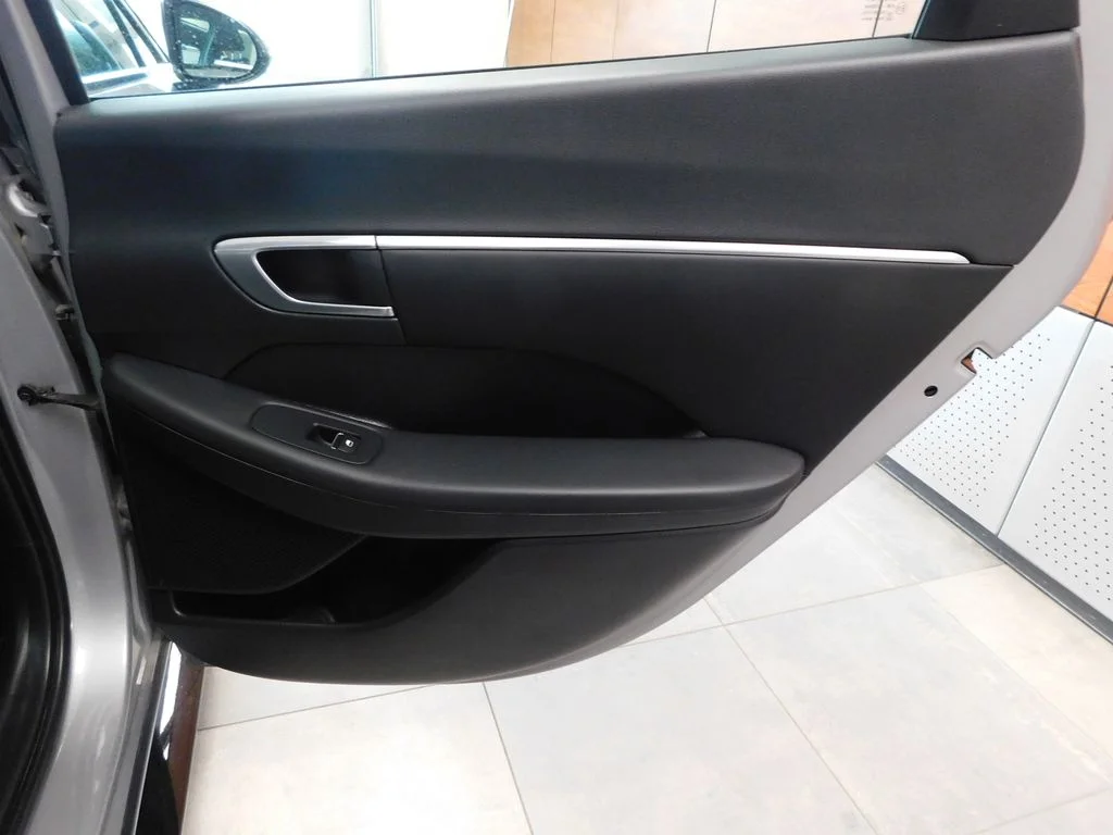 Certified Used 2023 Silver Hyundai SEL image 33