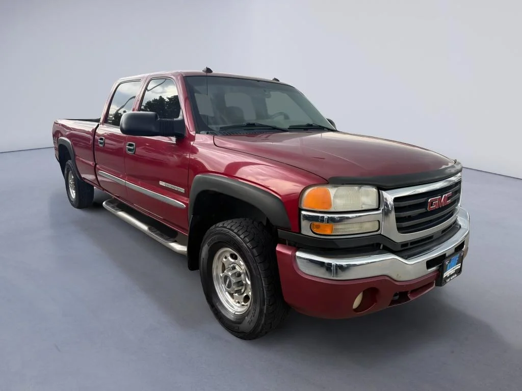 Used 2005 Maroon GMC SLT image 6