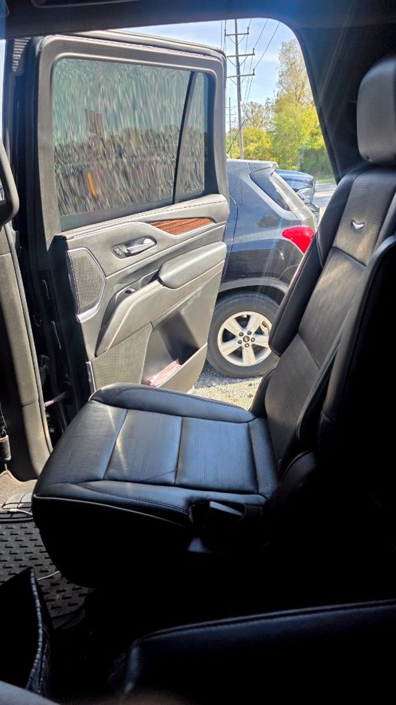 Used 2021 Black Cadillac Premium Luxury image 7