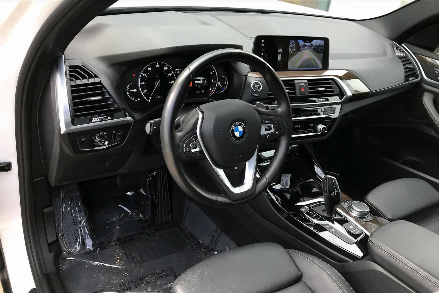 Used 2018 Mineral White Metallic BMW xDrive30i image 17