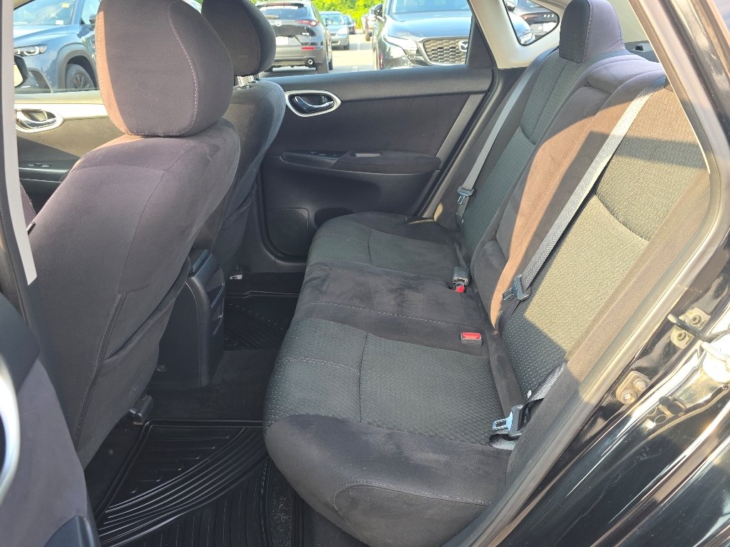Used 2015 Super Black Nissan SR image 27