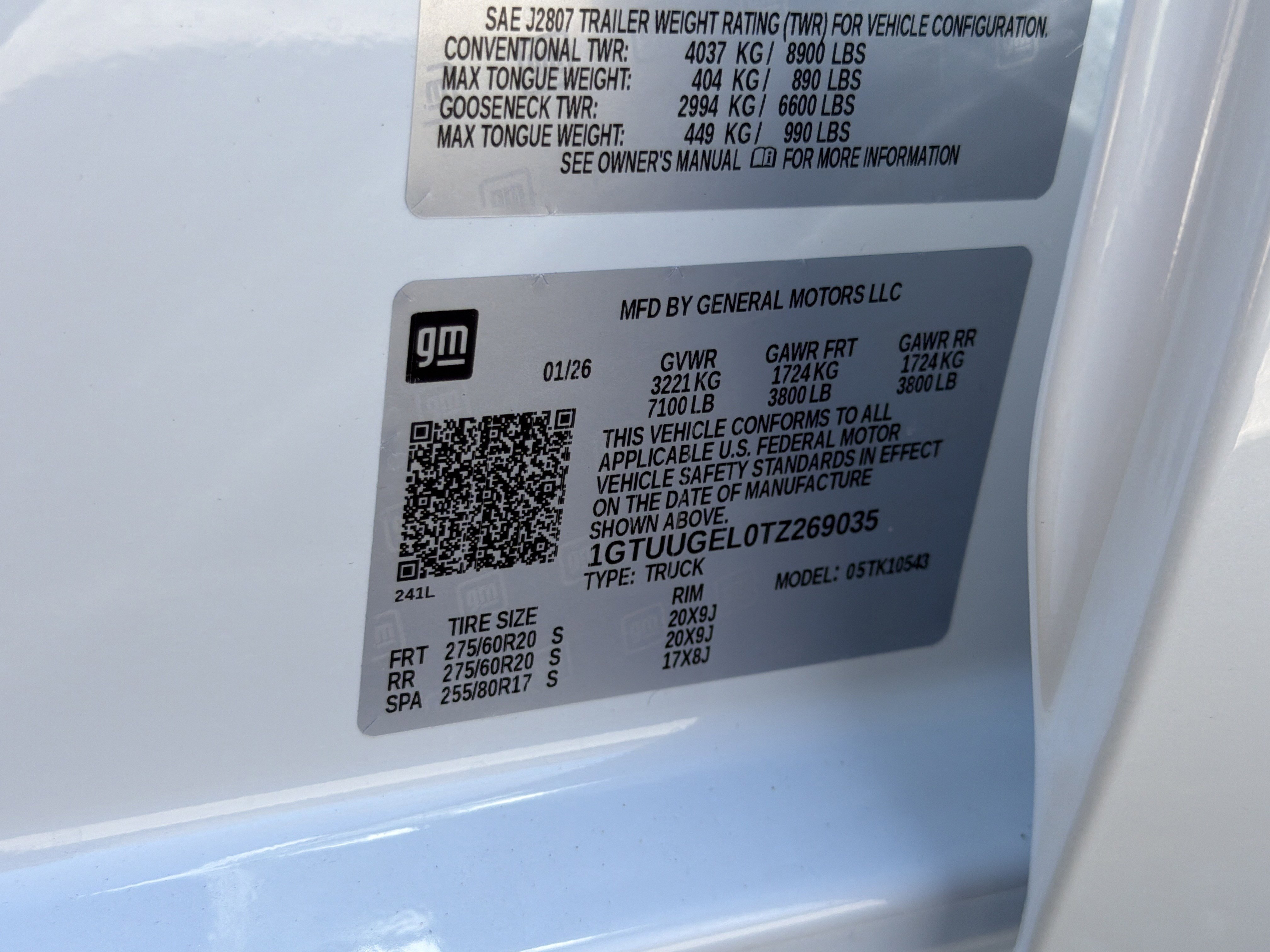 New 2026 Glacier White Tricoat GMC Denali image 38