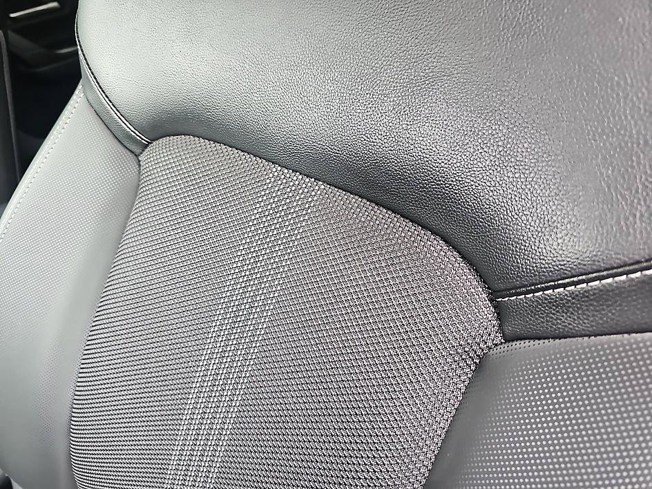 Used 2023 Wind Chill Pearl Mazda 2.5 S Preferred Plus Package image 15