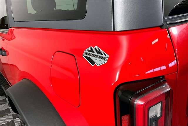 Used 2022 Red Ford Wildtrak image 22