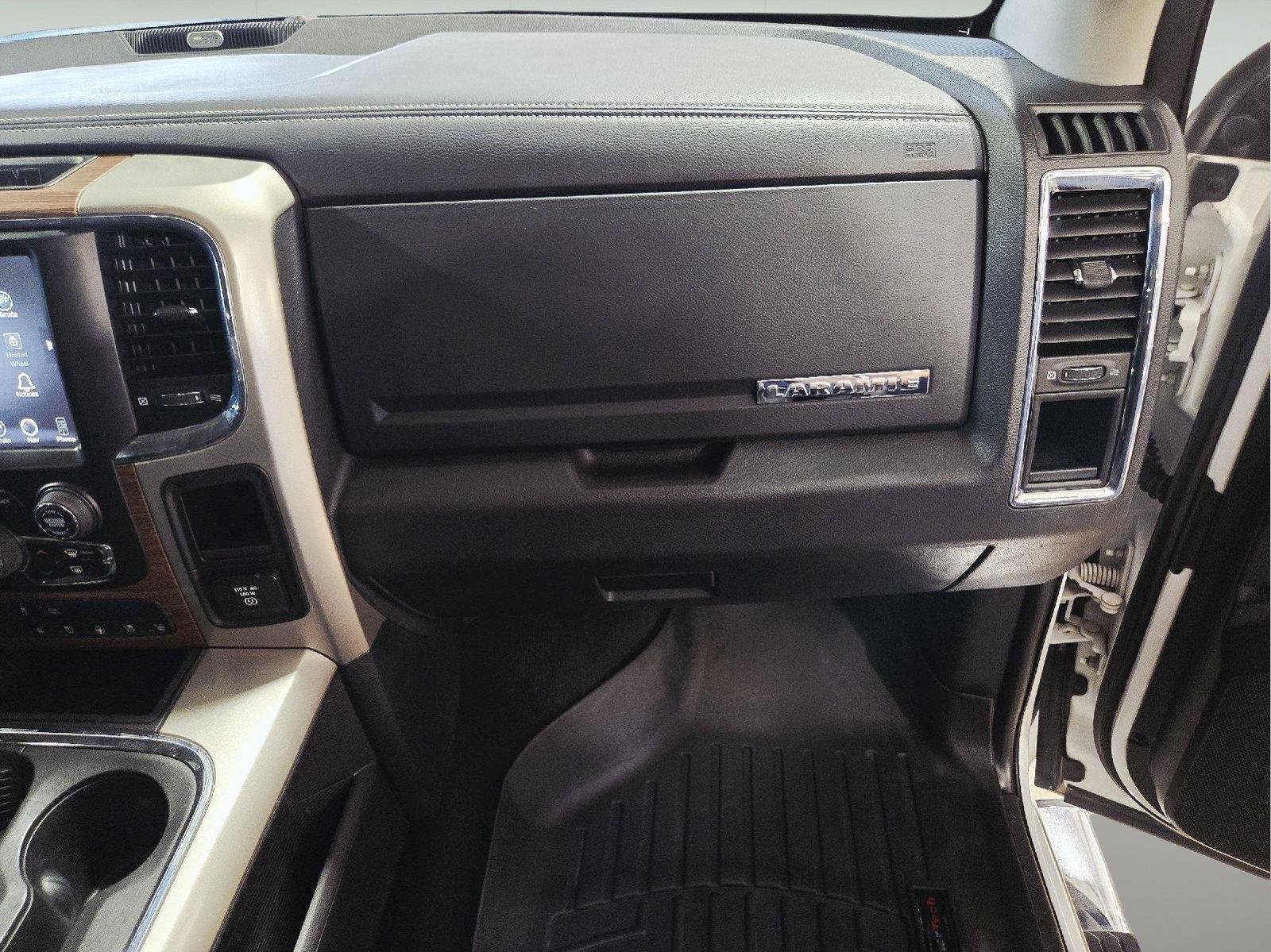 Used 2016 Bright White Clearcoat Ram Laramie image 53