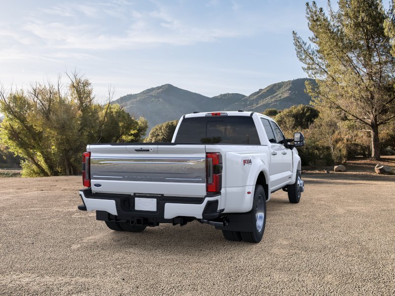 New 2026 Star White Metallic Tri-Coat Ford F-450® Platinum® image 38
