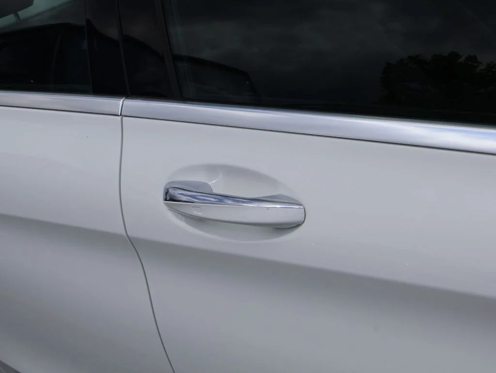 Used 2017 Polar White Mercedes-Benz C 300 image 8