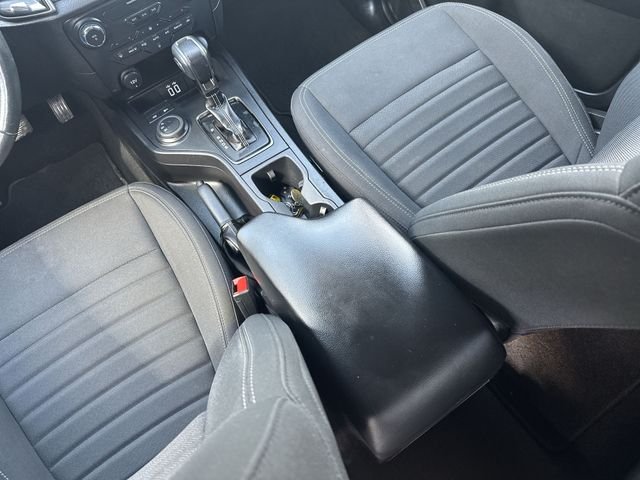 Used 2023 White Ford XLT image 24