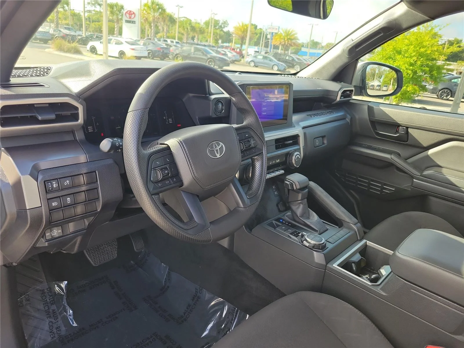 Used 2025 Ice Cap Toyota SR5 image 11