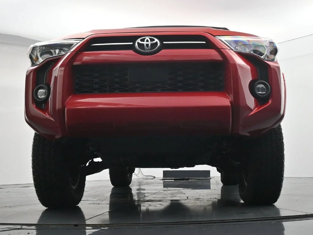 Used 2022 Red Toyota SR5 image 32