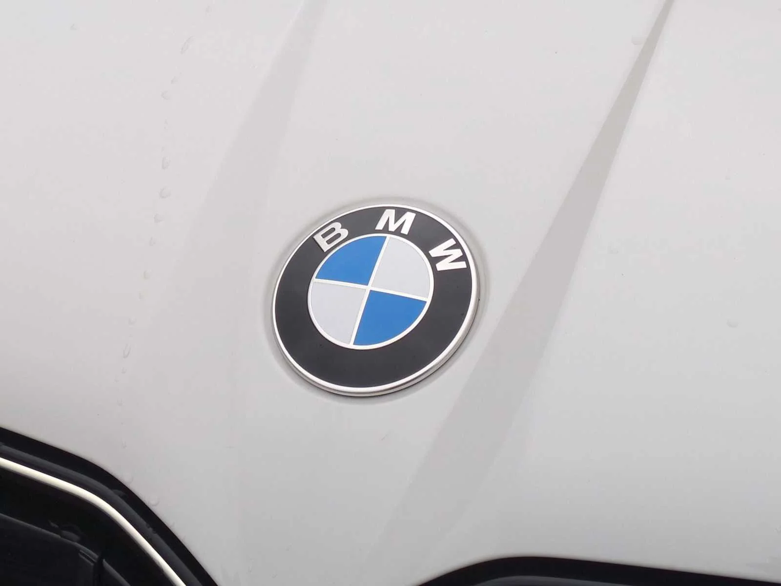 New 2026 Alpine White BMW 30 xDrive image 12