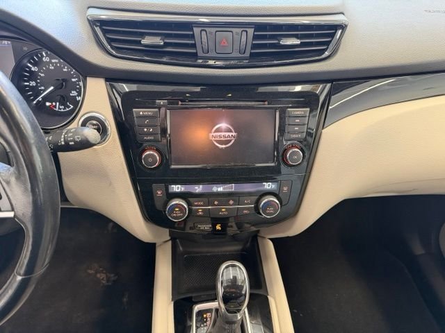 Used 2019 White Nissan SV image 13