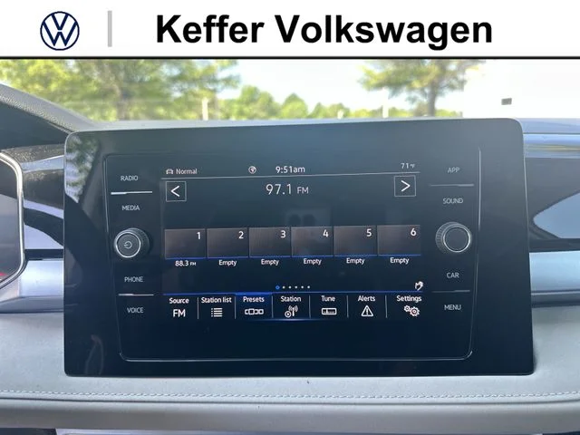 New 2026 White Volkswagen 1.5T SE image 22