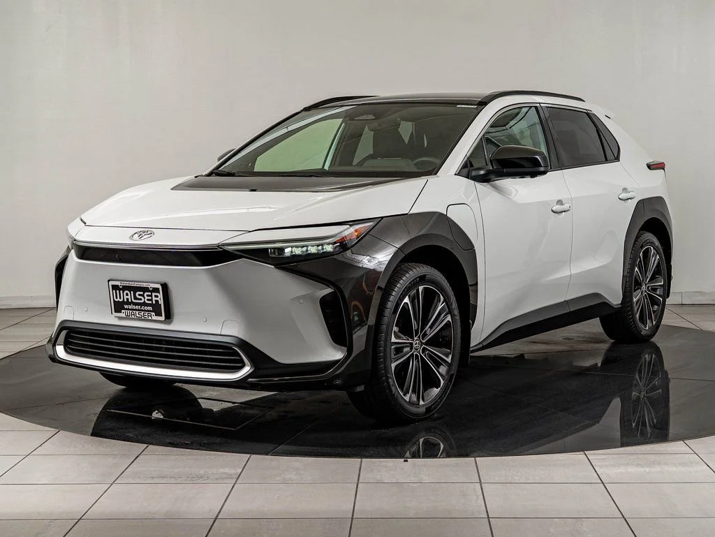 2023 Toyota bZ4X Limited