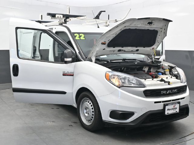 Used 2022 White Ram Base image 41