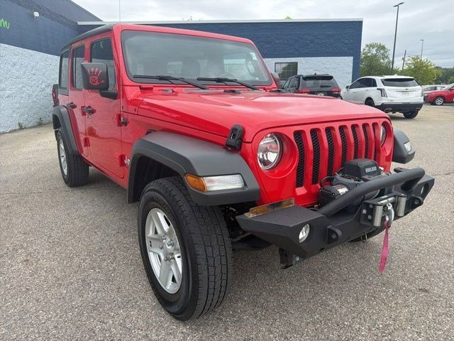 Used 2020 Firecracker Red Clearcoat Jeep Sport S image 7
