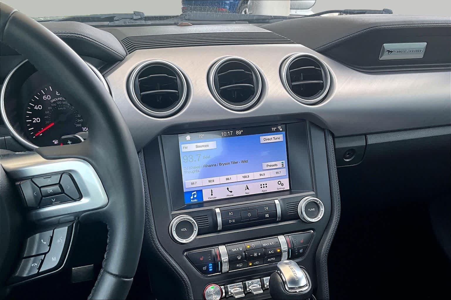 Used 2019 Magnetic Metallic Ford GT Premium image 7