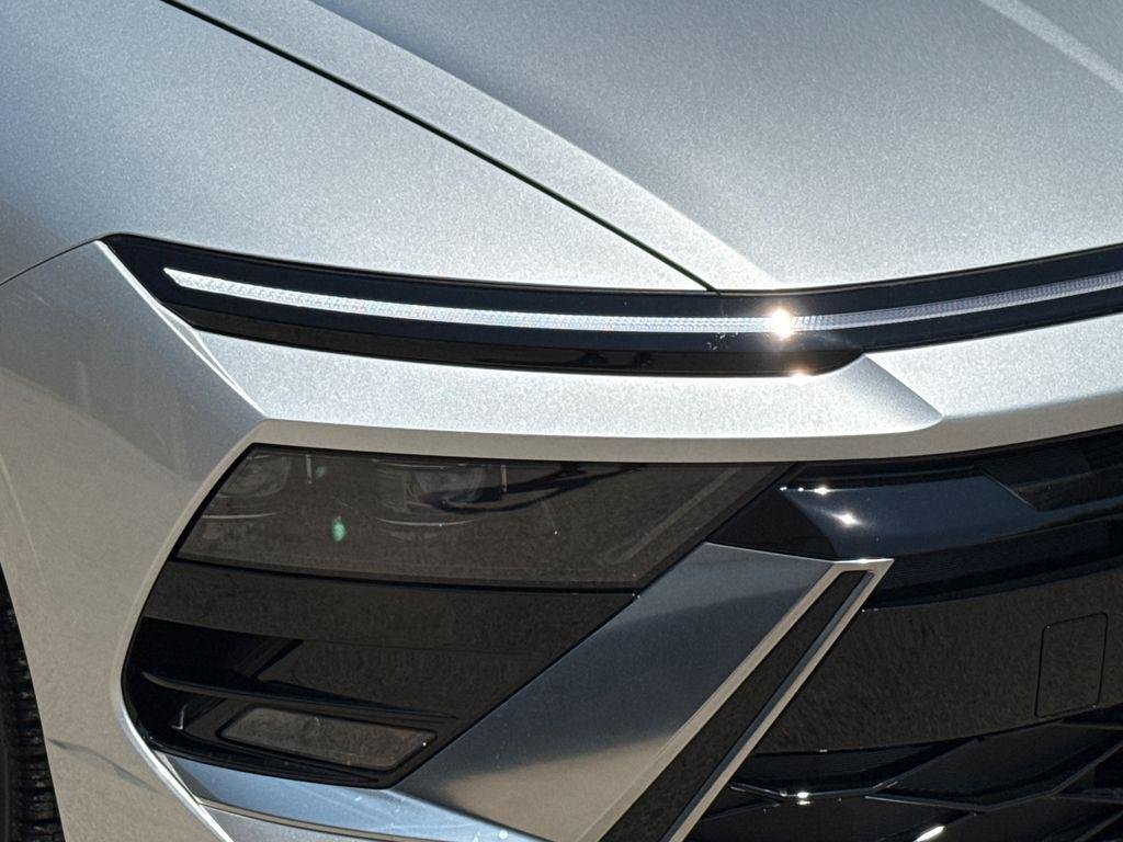 New 2026 Silver Hyundai SEL Sport image 4