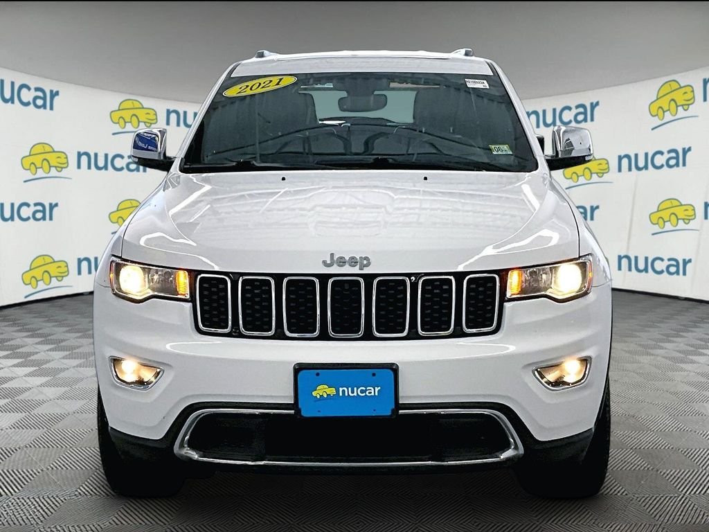 Used 2022 Bright White Clearcoat Jeep Limited image 2