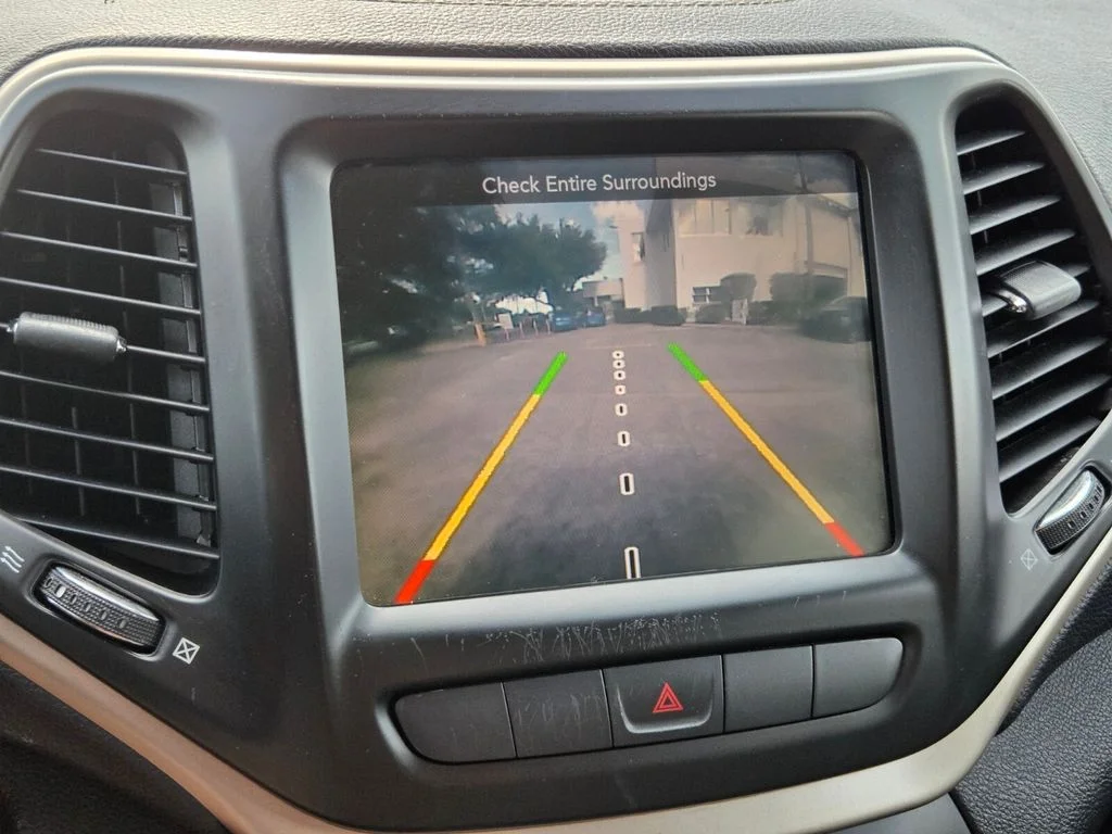 Used 2014 Black Jeep Limited image 29