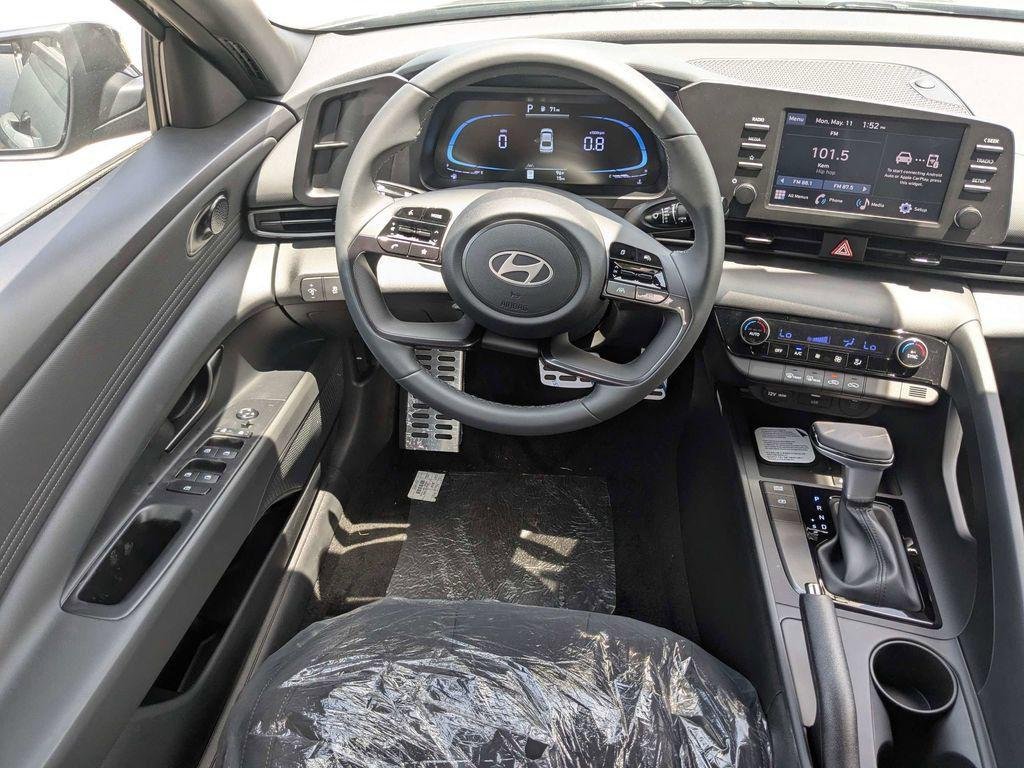 New 2026 White Hyundai SEL Sport image 13