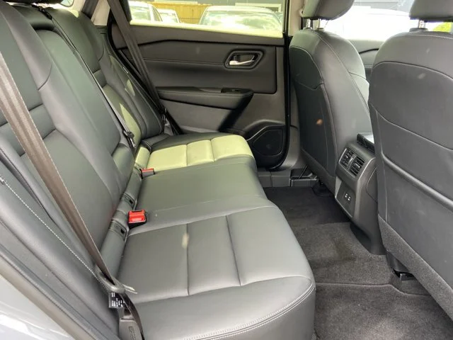 2025 Nissan Rogue SL - Photo 29