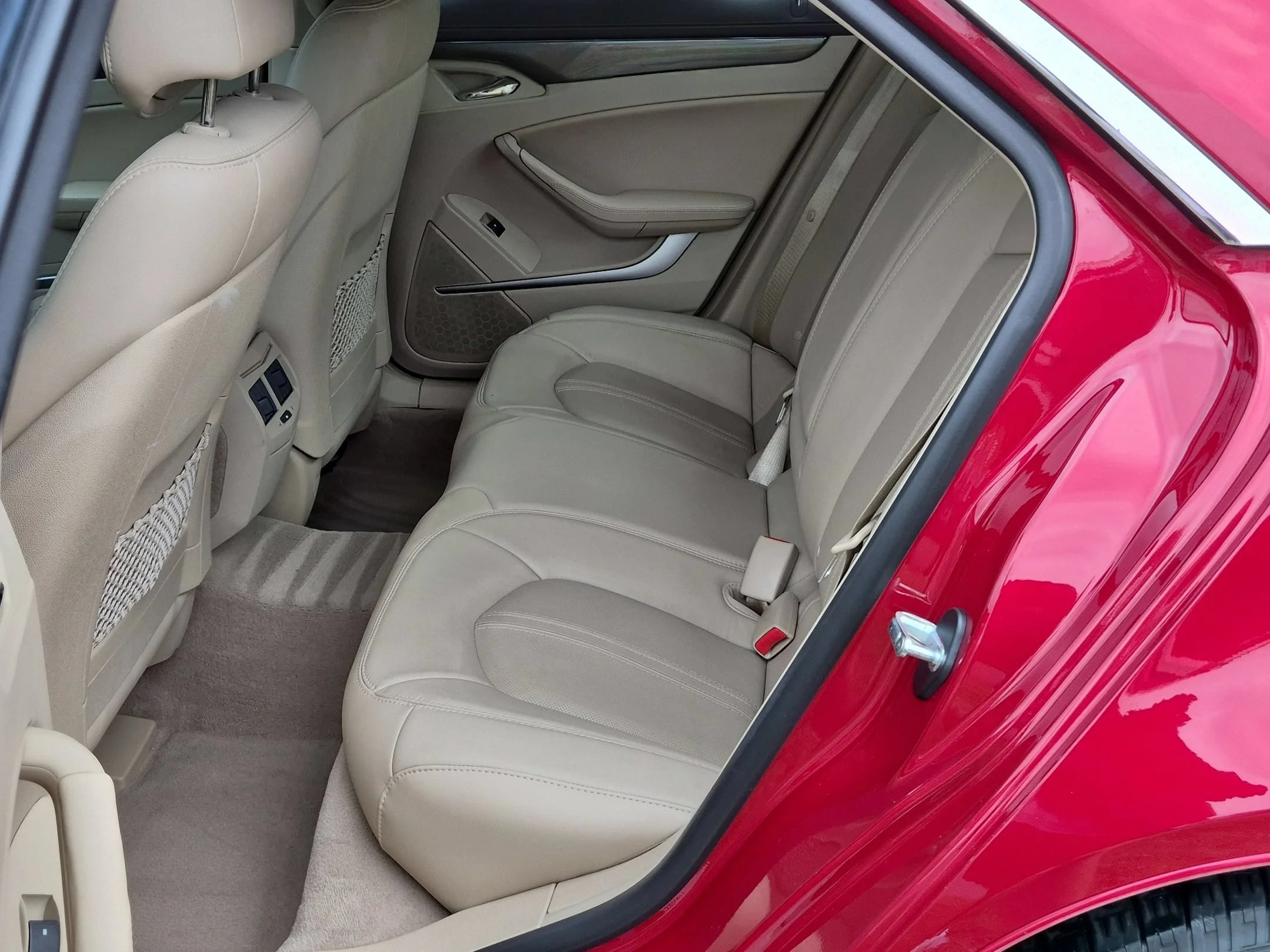 Used 2013 Crystal Red Tintcoat Cadillac Luxury RWD image 21