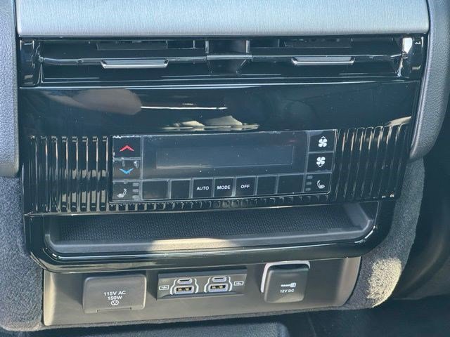 New 2026 Fathom Blue Pearlcoat Jeep Limited Reserve image 34