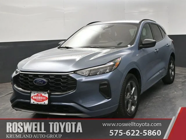 2024 Ford Escape ST-Line AWD's photo