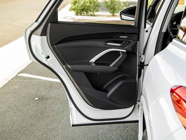 Used 2025 Glacier White Audi  image 20