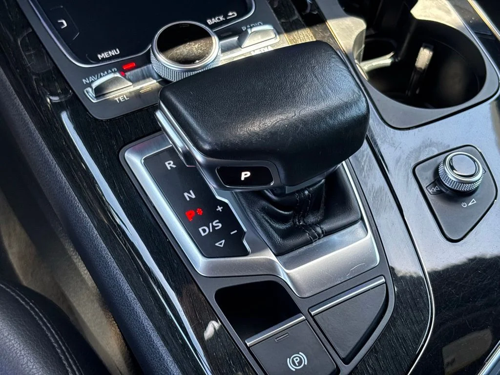 Used 2019 Samurai Gray Metallic Audi quattro Prestige 55 TFSI image 22