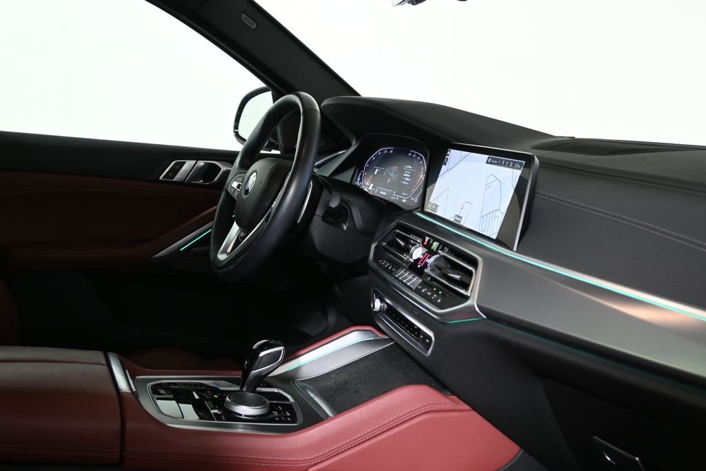Used 2022 Black Sapphire Metallic BMW xDrive40i image 8