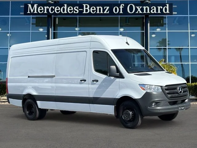 2025 Mercedes-Benz Sprinter 3500 170 WB HO High Roof's photo