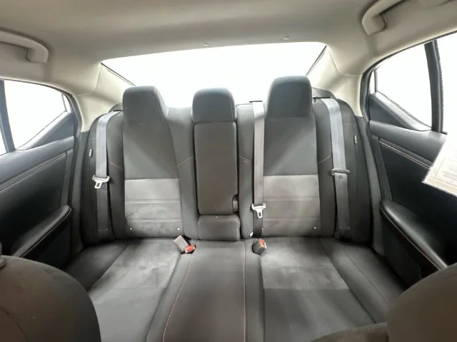 Certified Used 2025 White Nissan SR image 31