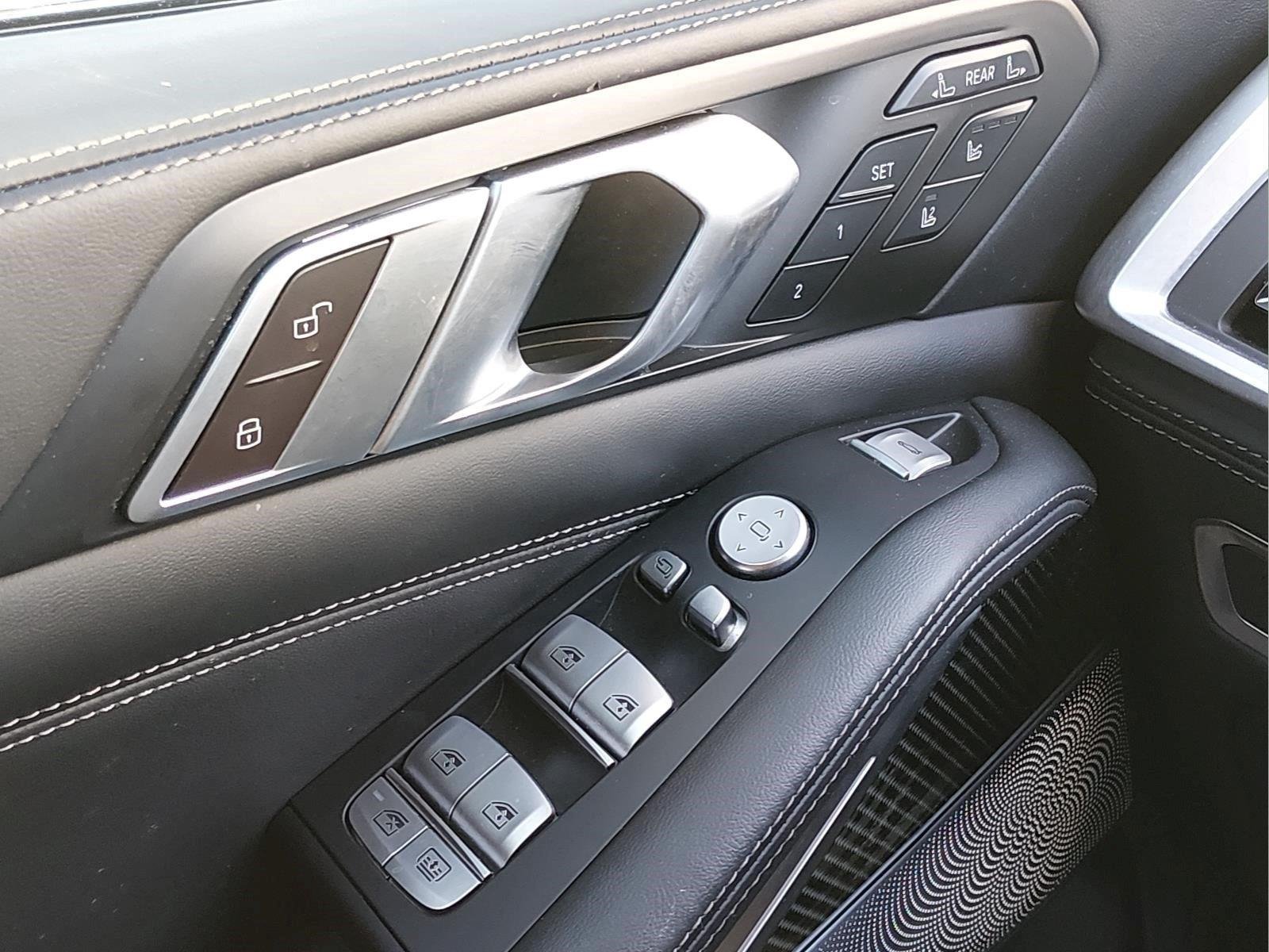 Used 2024 Brooklyn Grey Metallic BMW M60i image 30