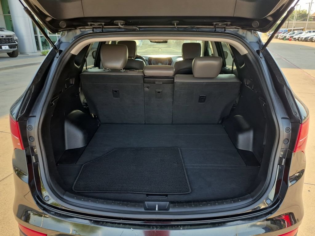 Used 2014 Black Hyundai Base image 22