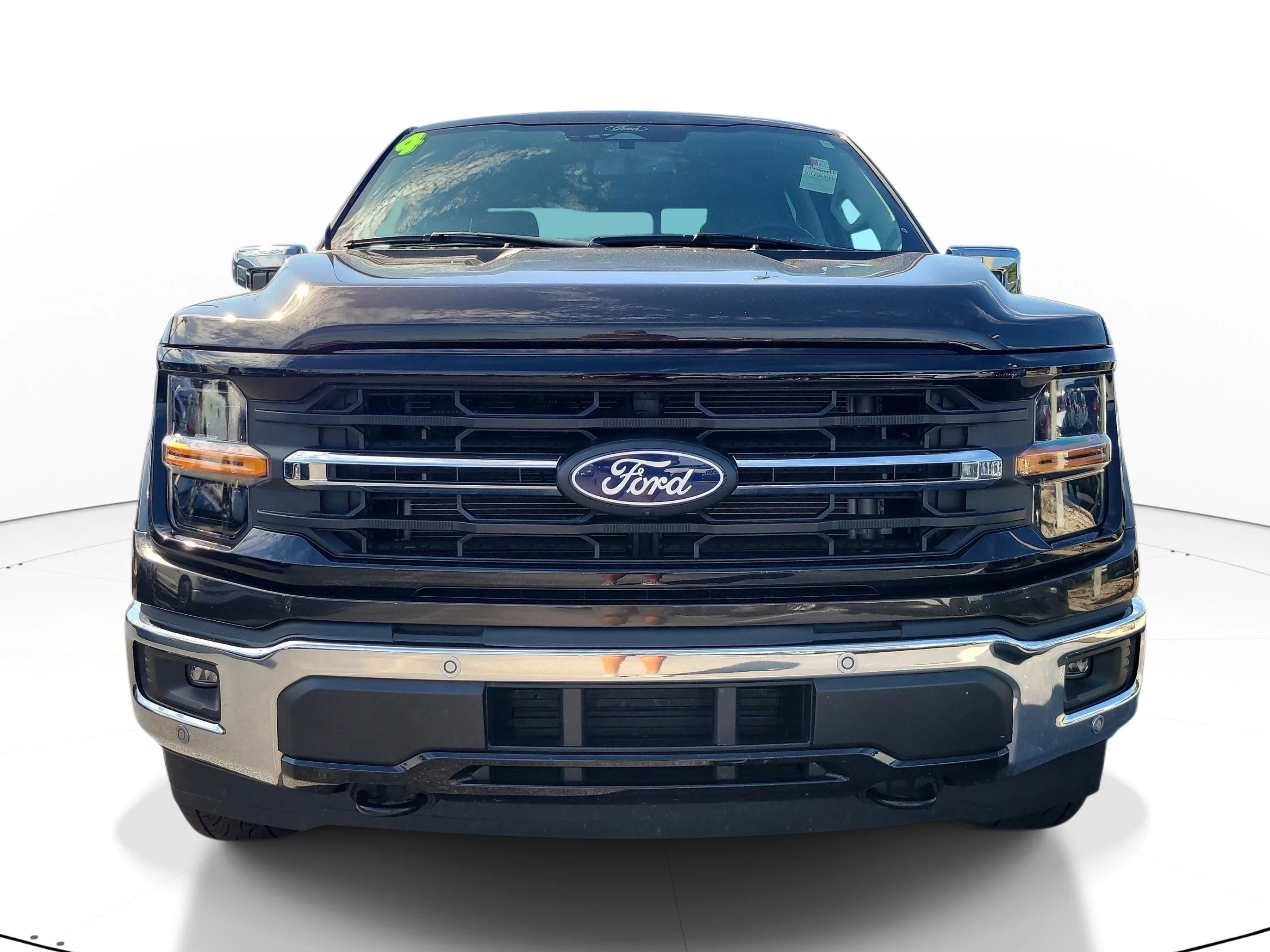 Used 2024 Bronze Metallic Ford XLT image 2